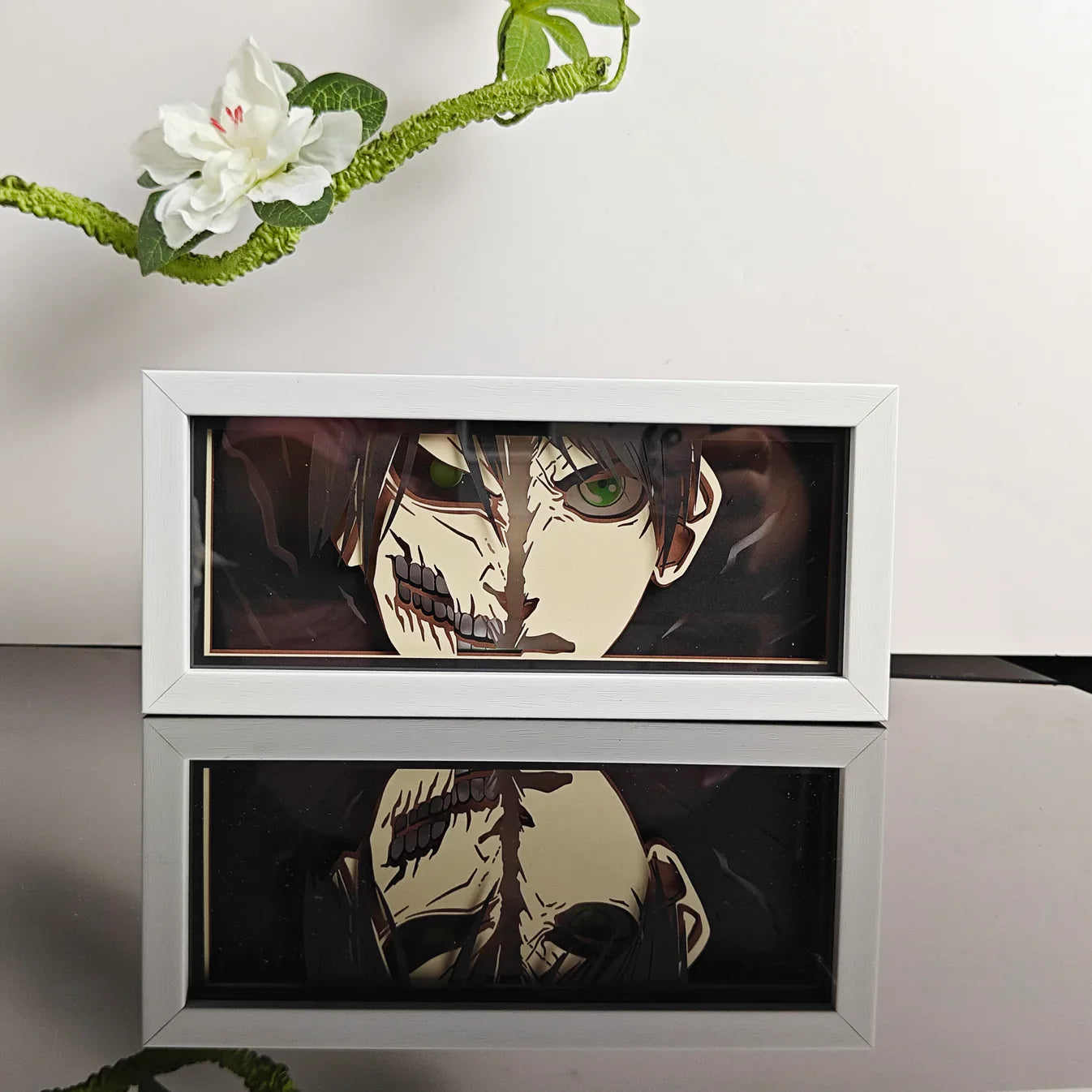 Lampe Eren Yeager Titan Dark Edition 2
